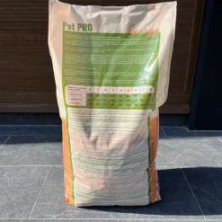 Pet Pro Energy 12 kg – Kompletna hrana za radne i sportske pse sa povećanim energetskim potrebama