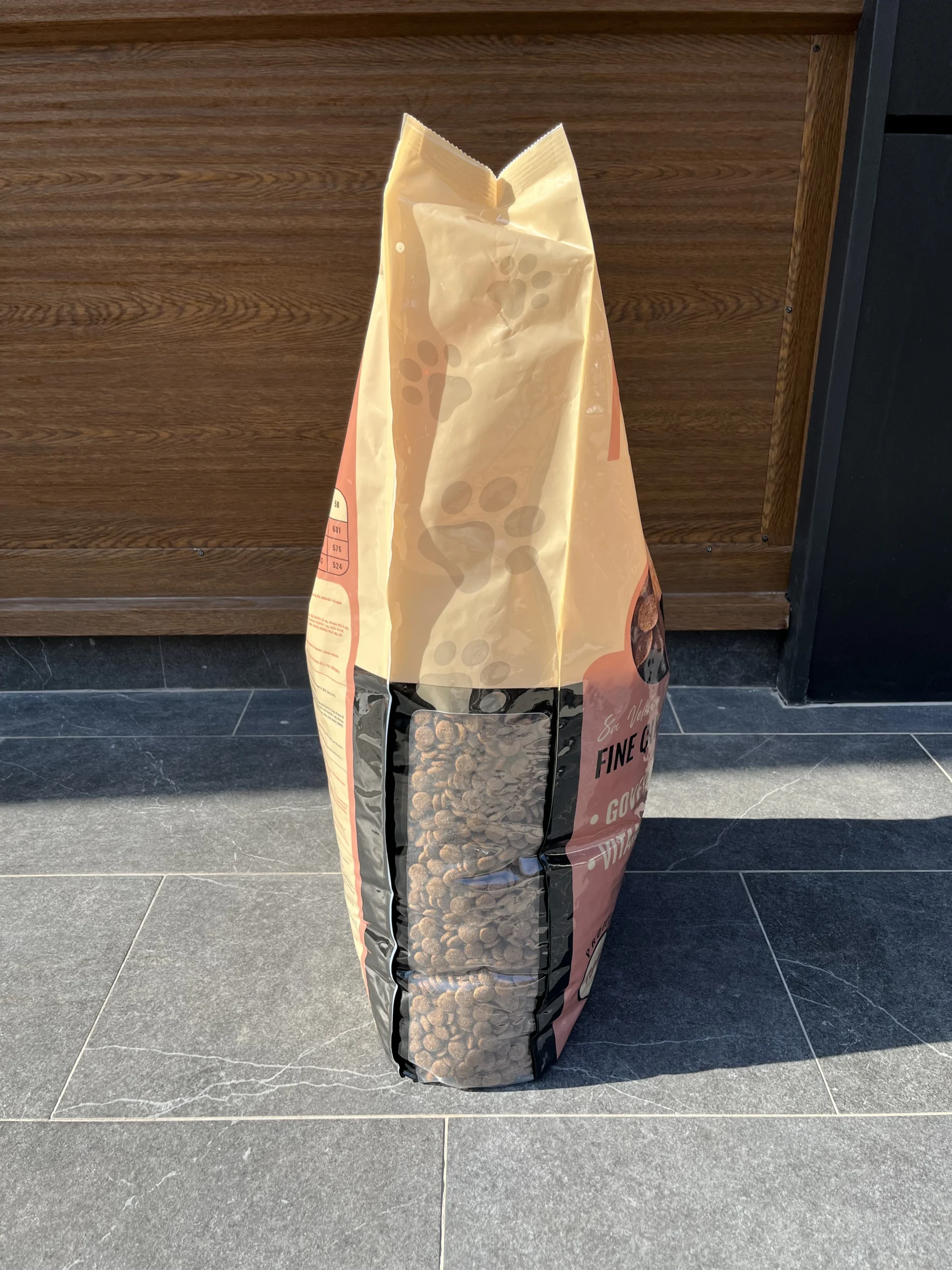 Pet Pro Beef 12 kg – Kompletna hrana za odrasle pse sa govedinom i svinjetinom